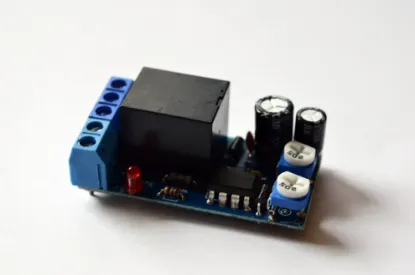 Picture of 12V Motor Cyclic Timer with Pre-Set Cycles: 11/7s, 165/75s, 700/300s